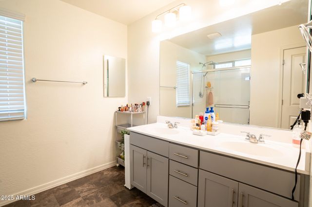 16425 W LATHAM Street, Goodyear, AZ 85338