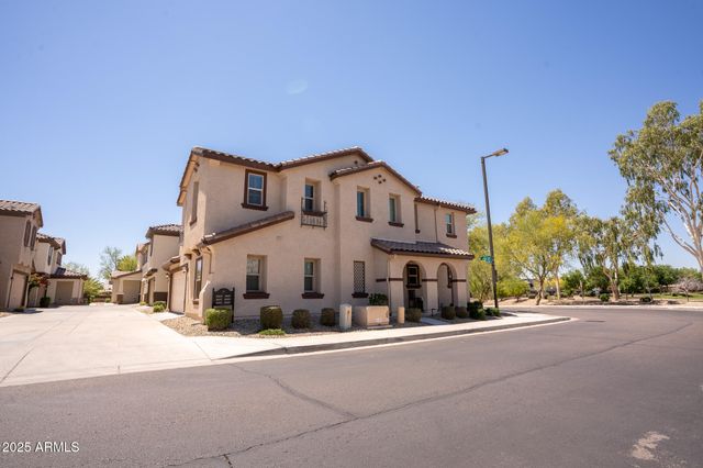 16425 W LATHAM Street, Goodyear, AZ 85338