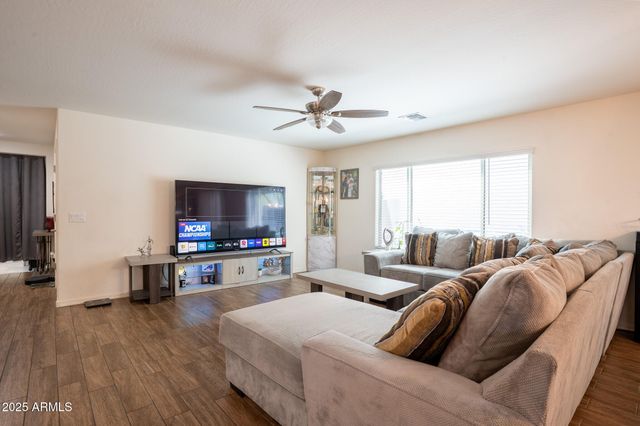 16425 W LATHAM Street, Goodyear, AZ 85338