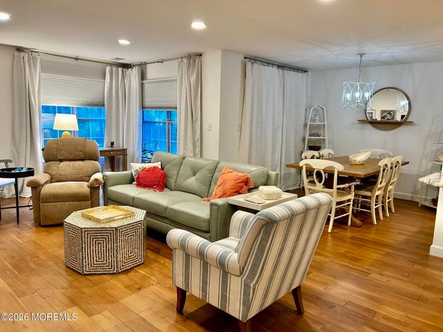 24 Edinburgh Drive 24A, Monroe, NJ 08831