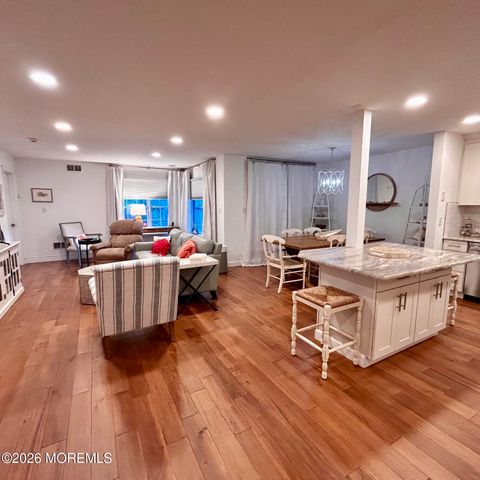 24 Edinburgh Drive 24A, Monroe, NJ 08831