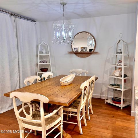 24 Edinburgh Drive 24A, Monroe, NJ 08831