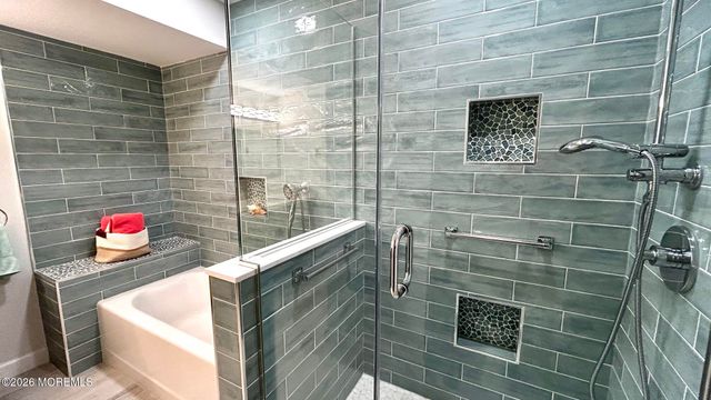 24 Edinburgh Drive 24A, Monroe, NJ 08831