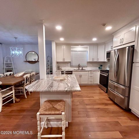 24 Edinburgh Drive 24A, Monroe, NJ 08831