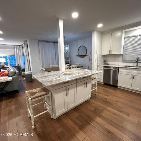 24 Edinburgh Drive 24A, Monroe, NJ 08831