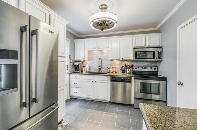 5030 Lahoma Street, Dallas, TX 75235