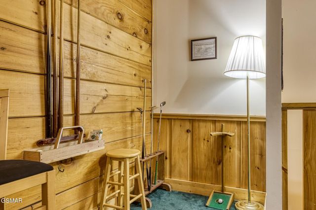 679 Eagles Boulevard Way, Pigeon Forge, TN 37863
