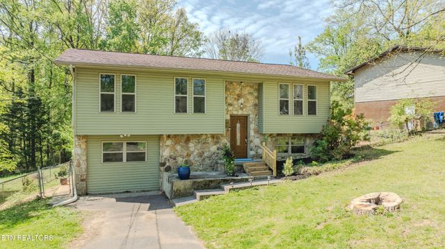 6608 Rockbridge Lane, Knoxville, TN 37921