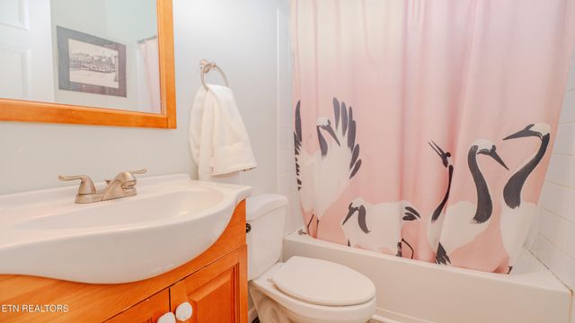 6608 Rockbridge Lane, Knoxville, TN 37921