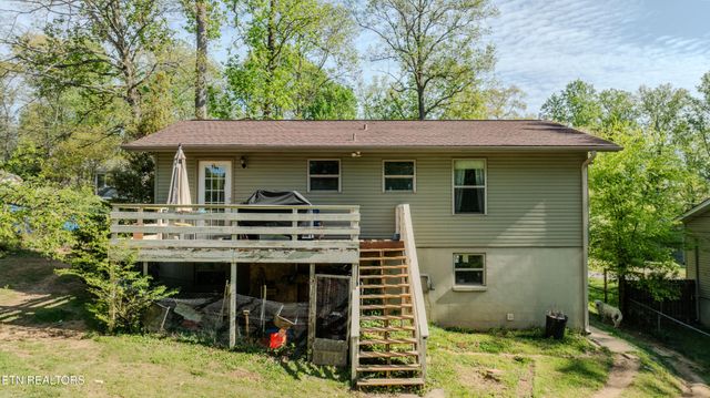 6608 Rockbridge Lane, Knoxville, TN 37921