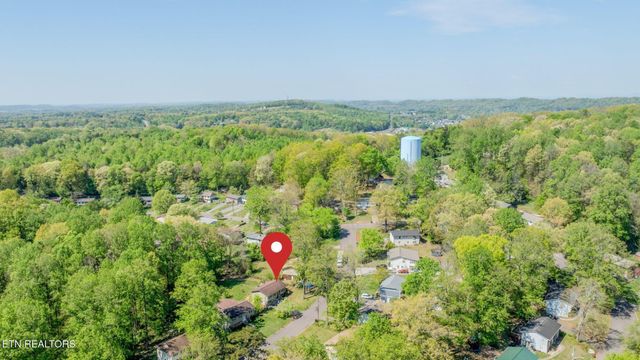 6608 Rockbridge Lane, Knoxville, TN 37921