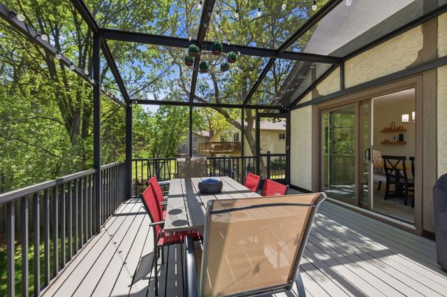 793 Torchwood Drive, New Brighton, MN 55112