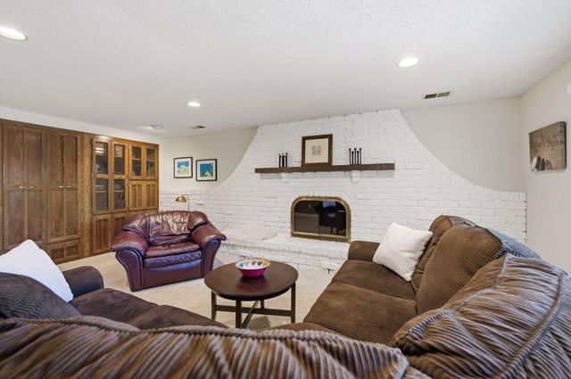 793 Torchwood Drive, New Brighton, MN 55112