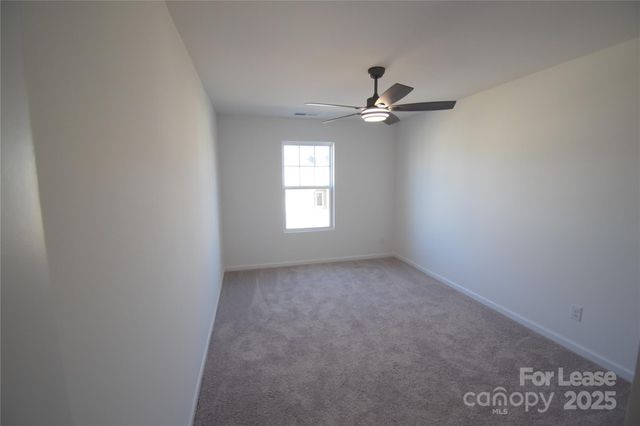 752 Kitfox Drive NW, Concord, NC 28027