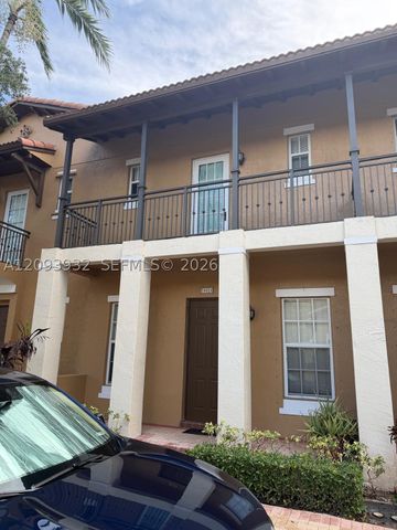 14624 SW 5th St 4-5, Pembroke Pines, FL 33027