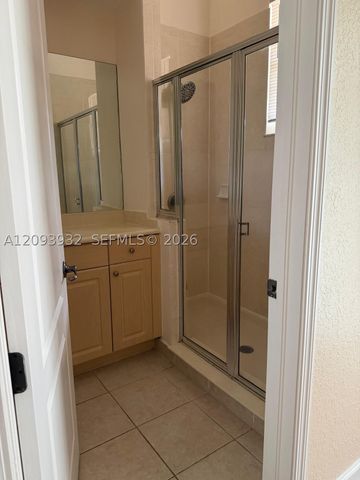 14624 SW 5th St 4-5, Pembroke Pines, FL 33027