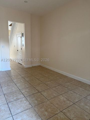 14624 SW 5th St 4-5, Pembroke Pines, FL 33027
