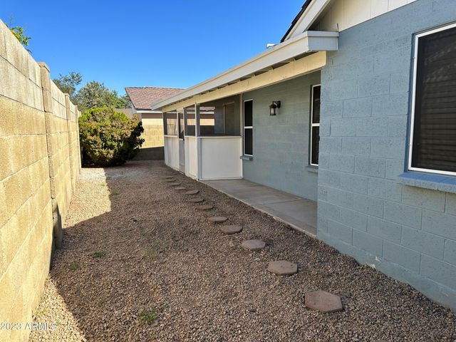 314 E Hartford Avenue, Phoenix, AZ 85022