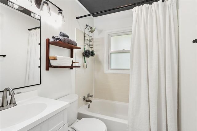 7217 Dearborn Street, Overland Park, KS 66204
