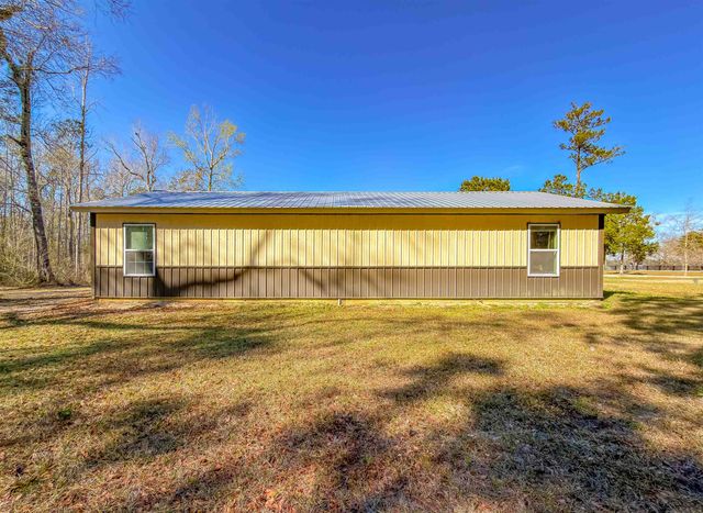 11963 NW Lake Mystic Lee Duggar Road, Bristol, FL 32321