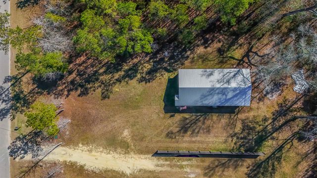 11963 NW Lake Mystic Lee Duggar Road, Bristol, FL 32321