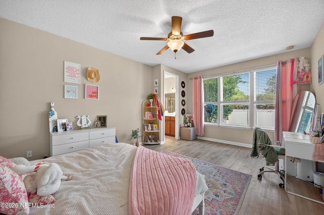 12118 WYNNFIELD LAKES Circle, Jacksonville, FL 32246