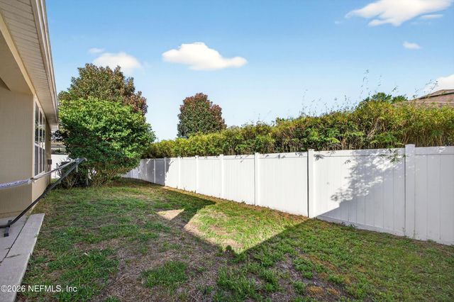 12118 WYNNFIELD LAKES Circle, Jacksonville, FL 32246