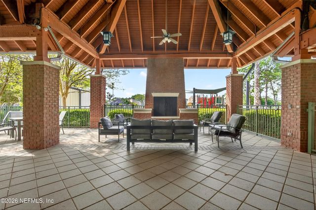 12118 WYNNFIELD LAKES Circle, Jacksonville, FL 32246