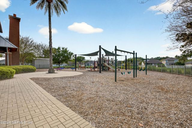 12118 WYNNFIELD LAKES Circle, Jacksonville, FL 32246