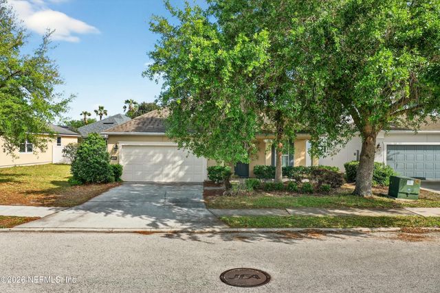 12118 WYNNFIELD LAKES Circle, Jacksonville, FL 32246