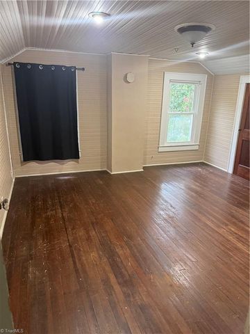 2187 Hickory Tree Road, Winston-salem, NC 27127