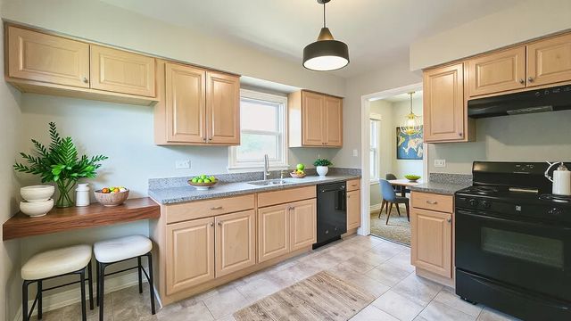 17303 Roy Street, Lansing, IL 60438