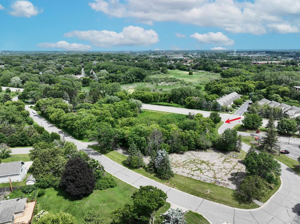 13901 St Andrews Drive, Eden Prairie, MN 55344 — photo 3