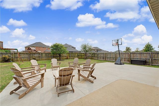 1501 Cavern Springs Way, Cave Springs, AR 72718