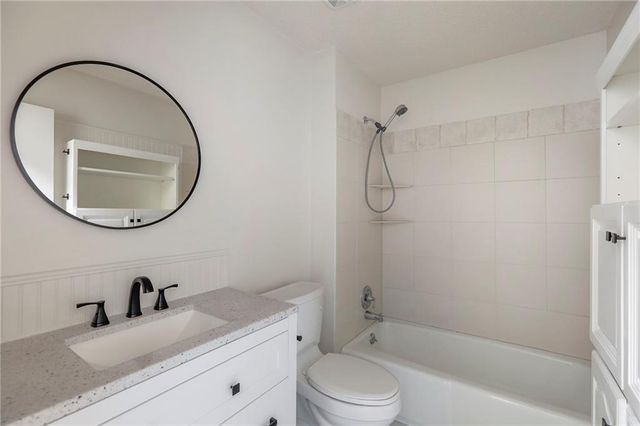 8721 N Campbell Street, Kansas City, MO 64155