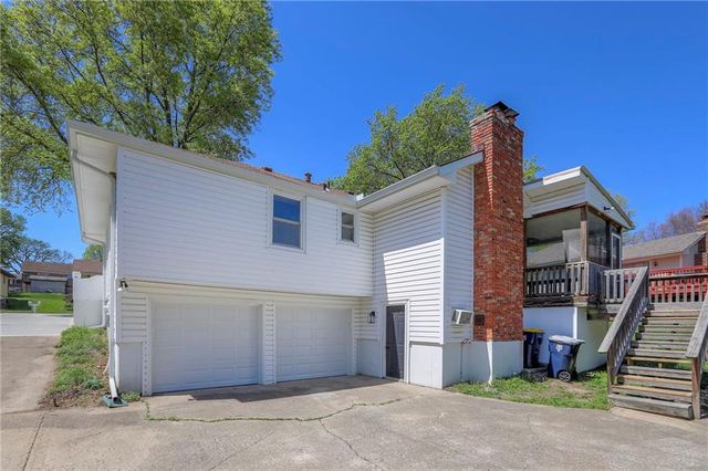 8721 N Campbell Street, Kansas City, MO 64155