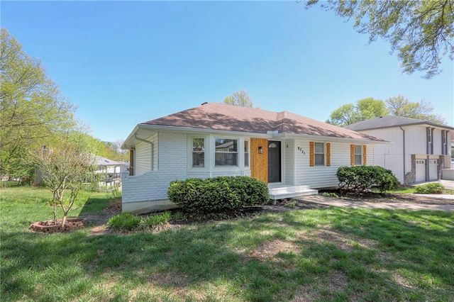 8721 N Campbell Street, Kansas City, MO 64155