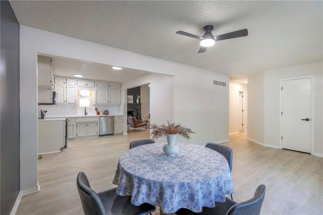 8721 N Campbell Street, Kansas City, MO 64155