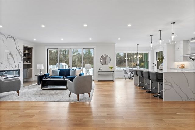 6 Parker Road, Bedford, MA 01730