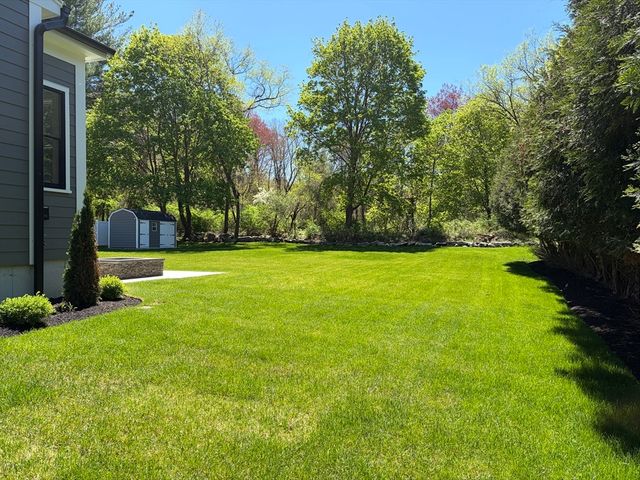 6 Parker Road, Bedford, MA 01730