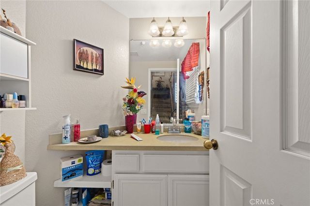 14021 Lemoli, Hawthorne, CA 90250