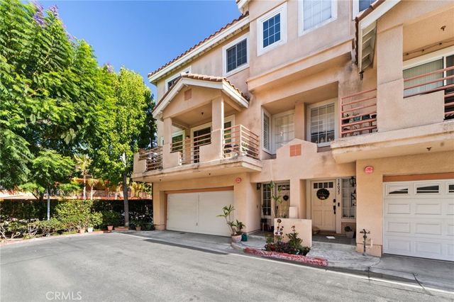 14021 Lemoli, Hawthorne, CA 90250