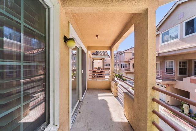14021 Lemoli, Hawthorne, CA 90250