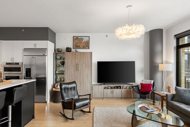 1120 S 2nd Street 1109, Minneapolis, MN 55415