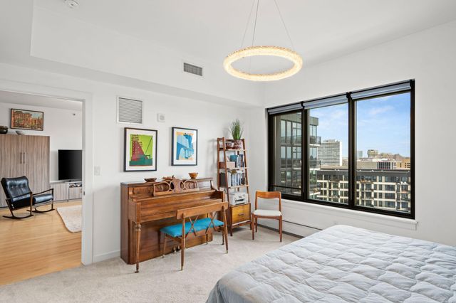 1120 S 2nd Street 1109, Minneapolis, MN 55415