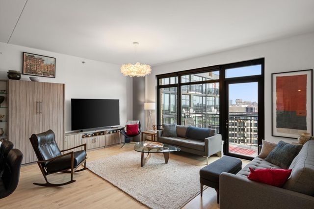 1120 S 2nd Street 1109, Minneapolis, MN 55415