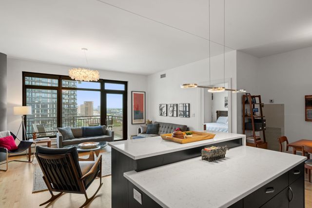 1120 S 2nd Street 1109, Minneapolis, MN 55415