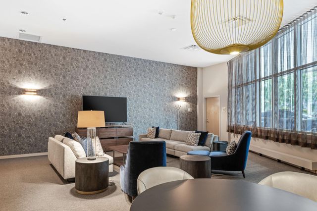 1120 S 2nd Street 1109, Minneapolis, MN 55415