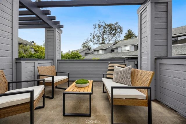 2221 King Court 40, San Luis Obispo, CA 93401
