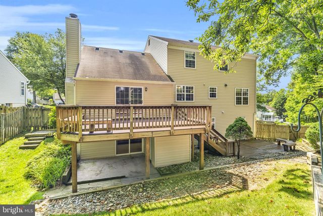 8516 INNISFREE DR, Springfield, VA 22153